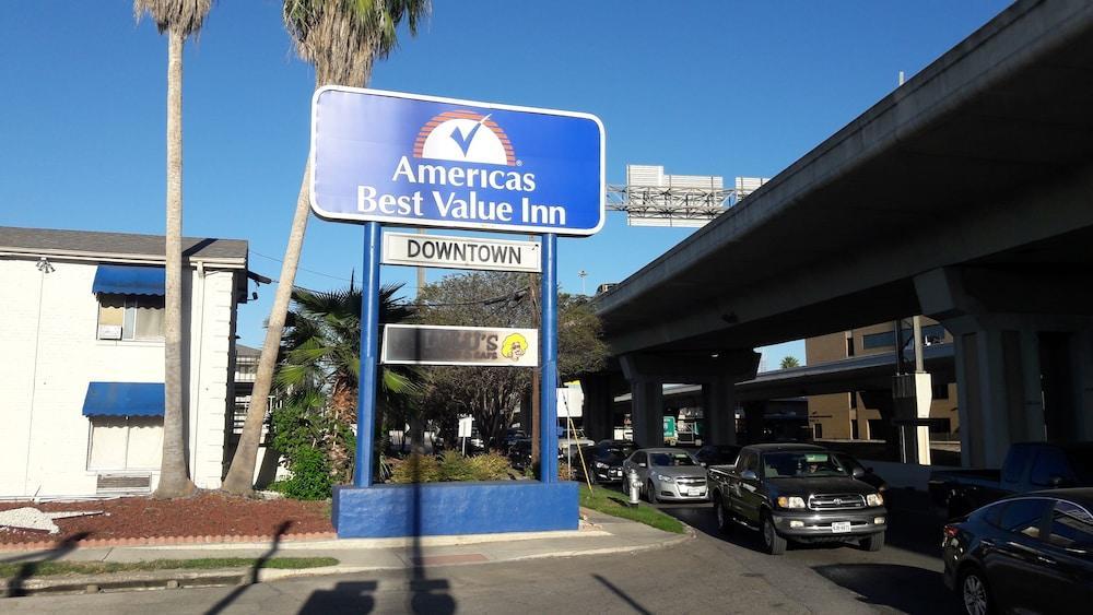 River Inn Motel San Antonio Dış mekan fotoğraf